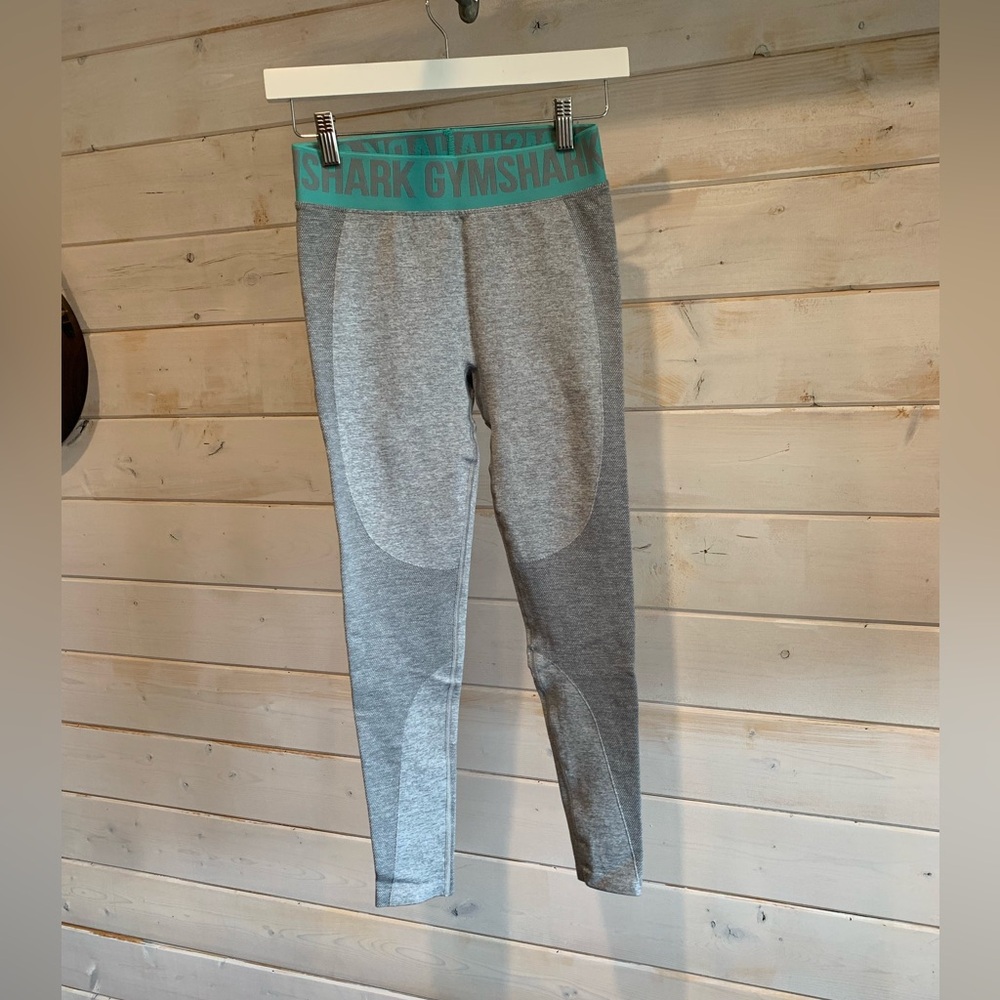Gymshark | Teal & Grey Flex Leggings